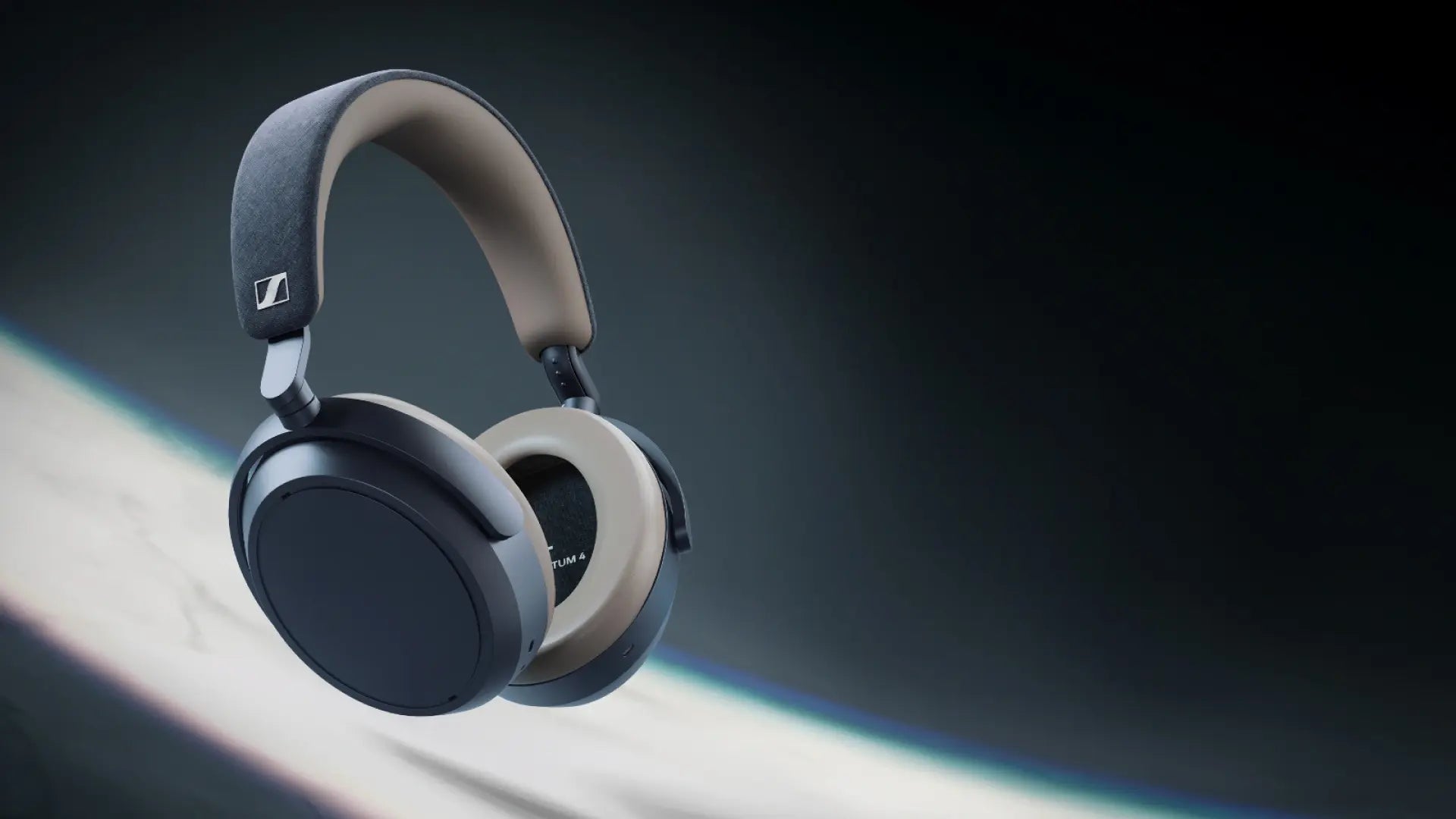 Denim MOMENTUM 4 Denim Desktop